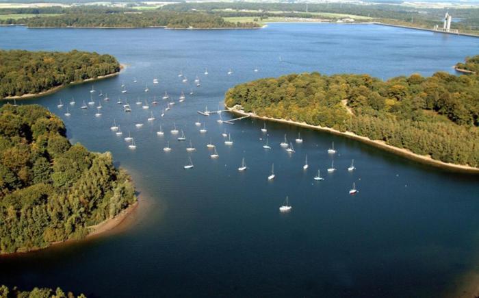 Le Cocon Des Lacs Boussu-lez-Walcourt Exterior foto